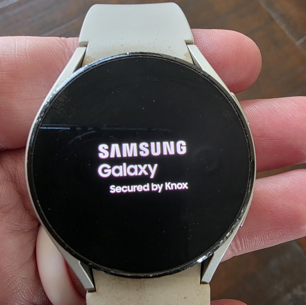 Samsung Galaxy Smartwatch - Cream